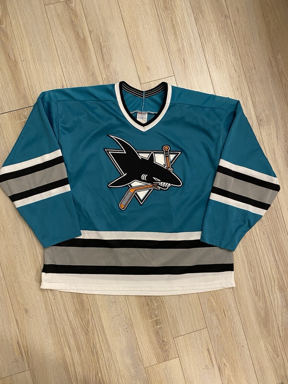 San Jose Sharks CCM Hockey Jersey Mens XL Teal Made in Canada
